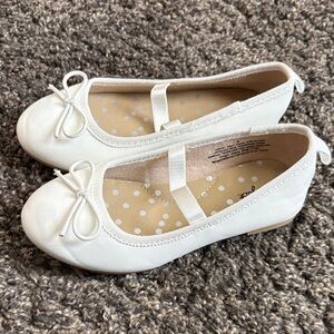 Cat & Jack White Ballet Flats with Bow